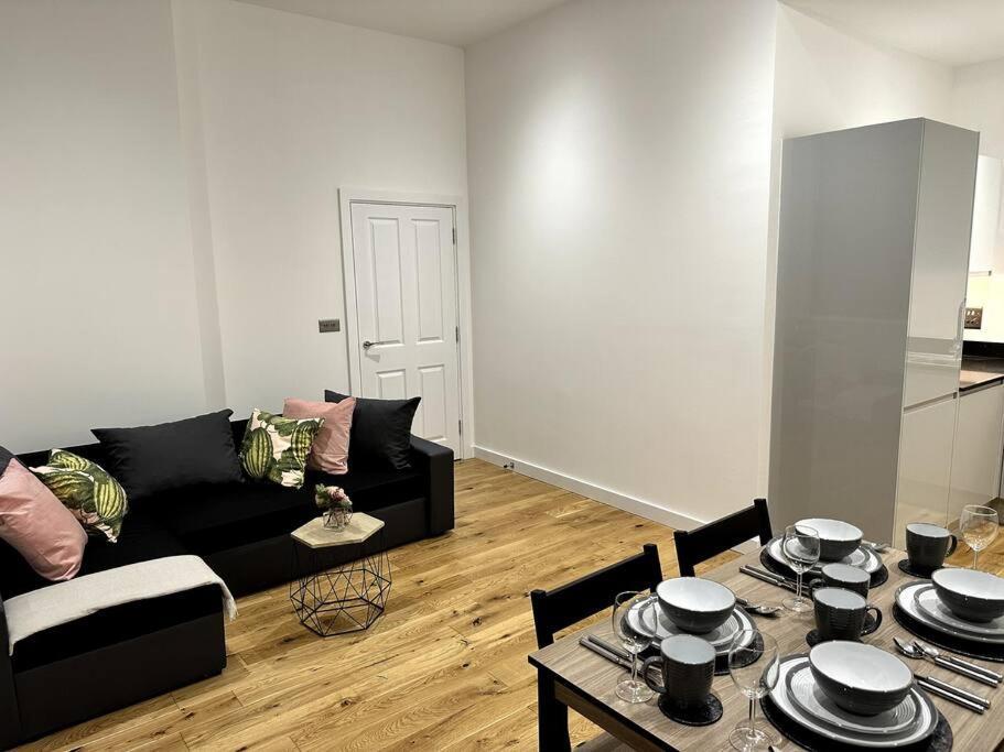 Spacious And Elegant Apartment برمنغهام المظهر الخارجي الصورة