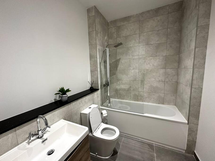 Spacious And Elegant Apartment برمنغهام المظهر الخارجي الصورة